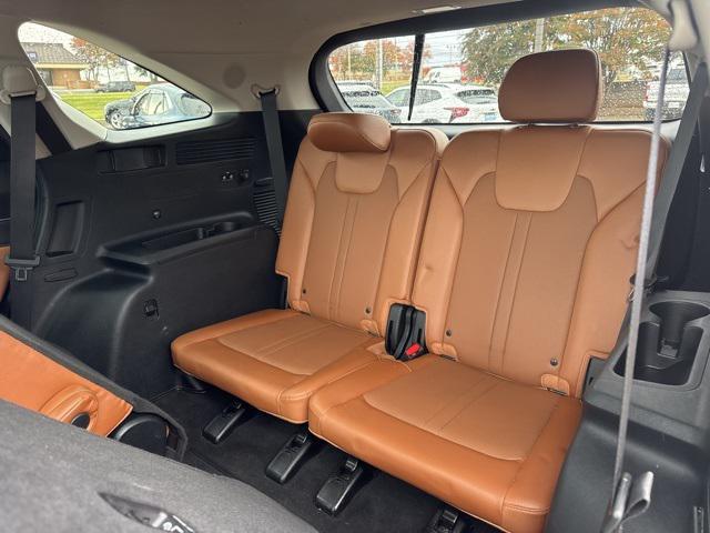 used 2021 Kia Sorento car, priced at $24,491