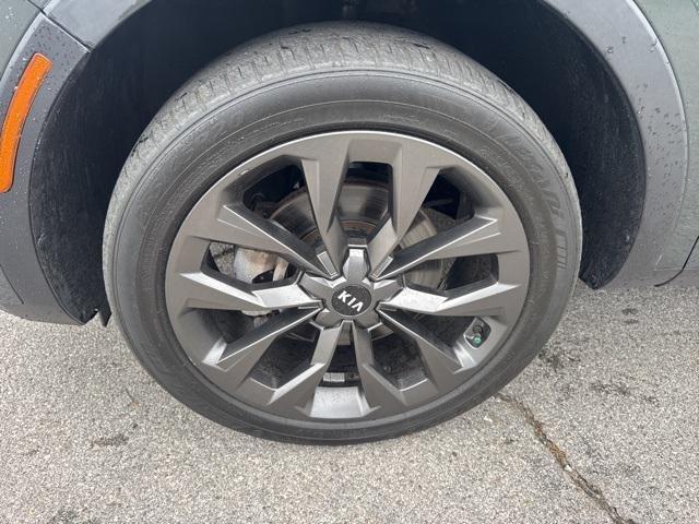 used 2021 Kia Sorento car, priced at $24,491