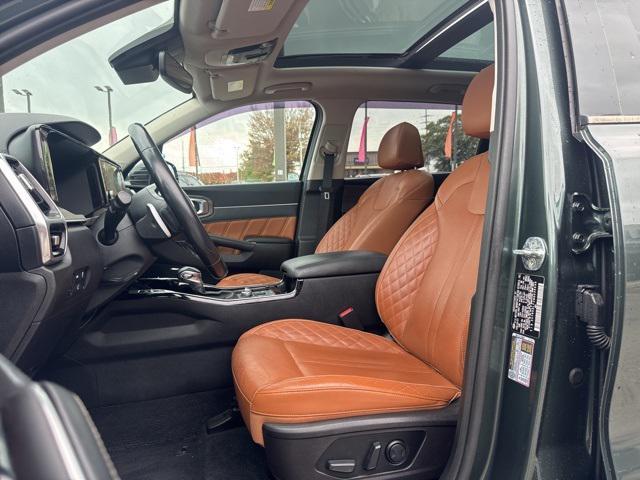used 2021 Kia Sorento car, priced at $24,491