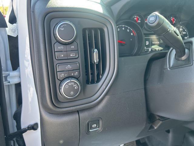 new 2025 Chevrolet Silverado 1500 car, priced at $37,605