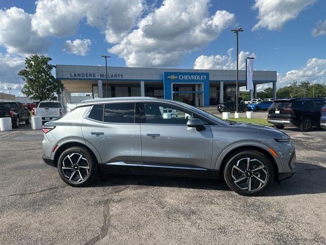 new 2025 Chevrolet Equinox EV car, priced at $38,699