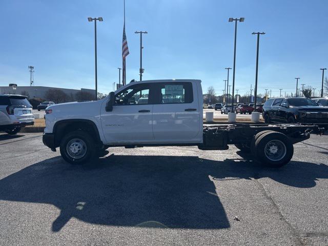 new 2025 Chevrolet Silverado 3500 car, priced at $55,765