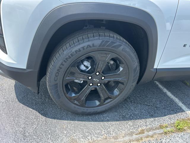 new 2025 Chevrolet Equinox car, priced at $32,684