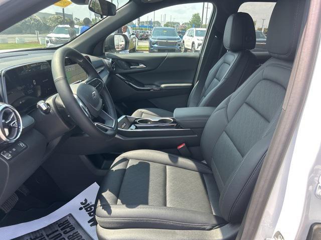 new 2025 Chevrolet Equinox car, priced at $32,684