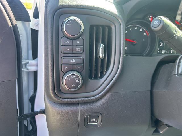 new 2025 Chevrolet Silverado 1500 car, priced at $37,605