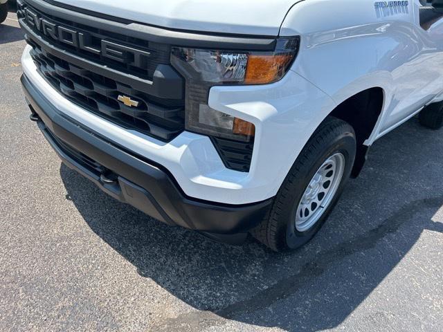 new 2024 Chevrolet Silverado 1500 car, priced at $33,720