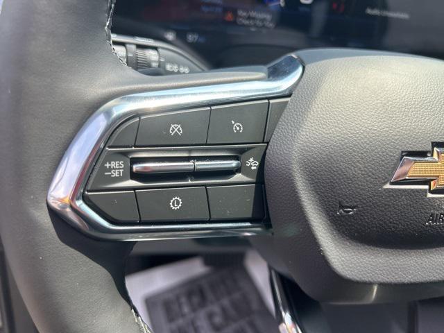 new 2025 Chevrolet Equinox car, priced at $30,444