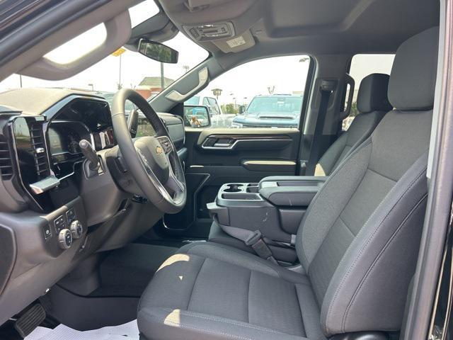 new 2025 Chevrolet Silverado 1500 car, priced at $52,099