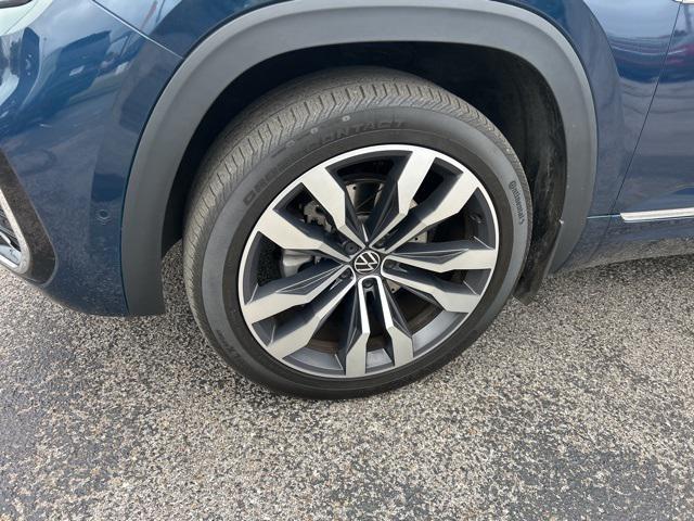 used 2021 Volkswagen Atlas Cross Sport car, priced at $20,991