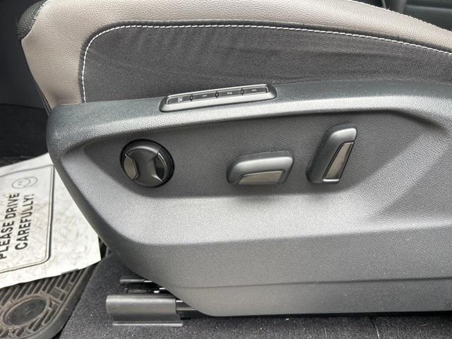 used 2021 Volkswagen Atlas Cross Sport car, priced at $20,991