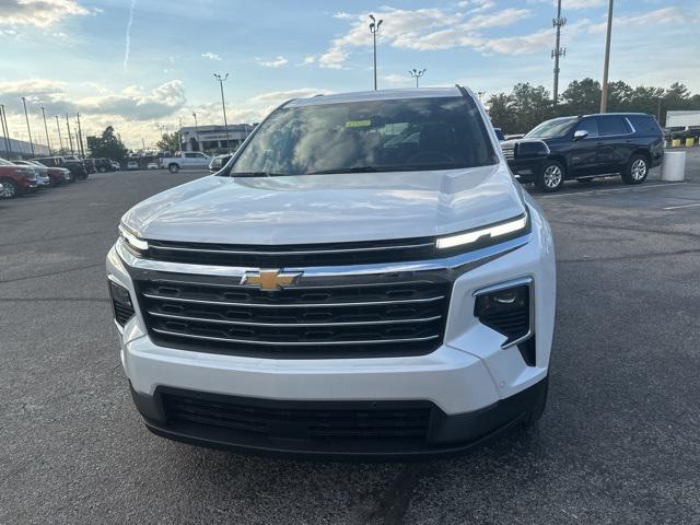 new 2024 Chevrolet Traverse car, priced at $47,070