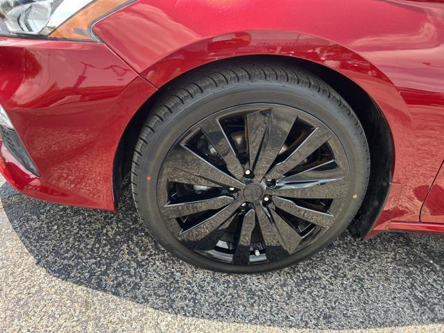 used 2022 Nissan Altima car, priced at $23,185
