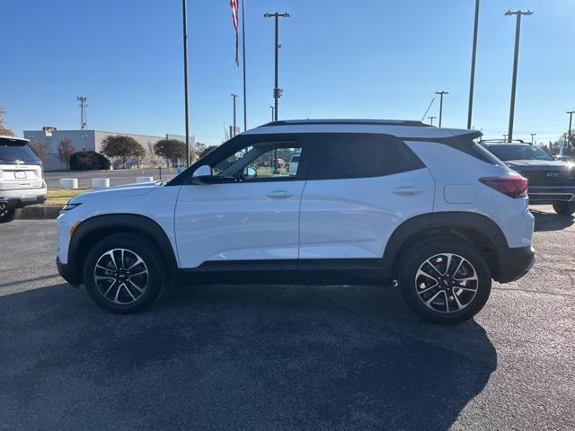 new 2025 Chevrolet TrailBlazer car, priced at $23,490