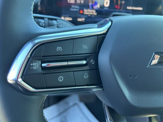 new 2026 Chevrolet Traverse car, priced at $56,113