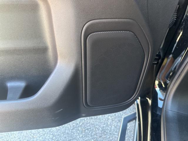 used 2024 GMC Sierra 1500 car, priced at $32,618