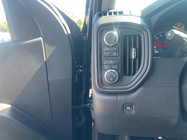 used 2024 GMC Sierra 1500 car, priced at $32,618