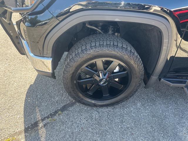 used 2024 GMC Sierra 1500 car, priced at $32,618