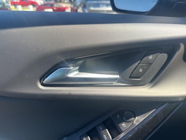 new 2026 Chevrolet Equinox car, priced at $33,329