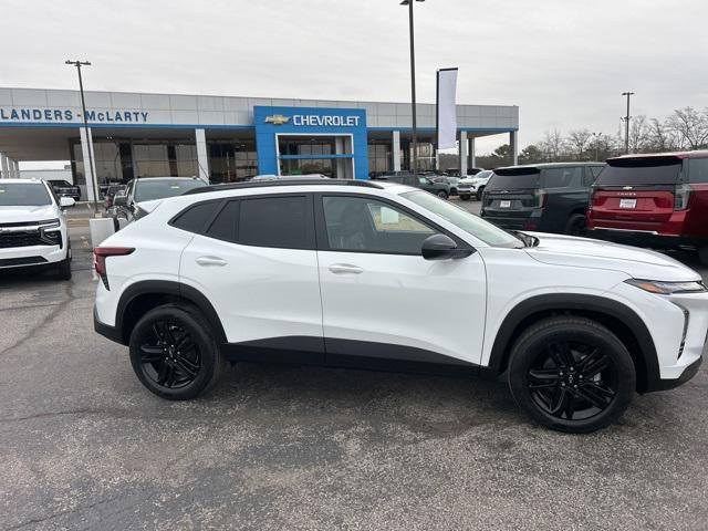 new 2025 Chevrolet Trax car, priced at $25,495