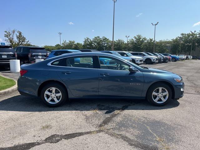 new 2025 Chevrolet Malibu car, priced at $22,995