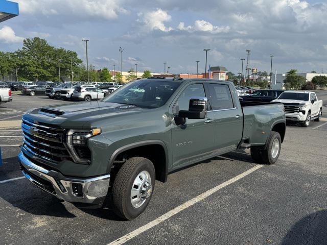 new 2025 Chevrolet Silverado 3500 car, priced at $69,035