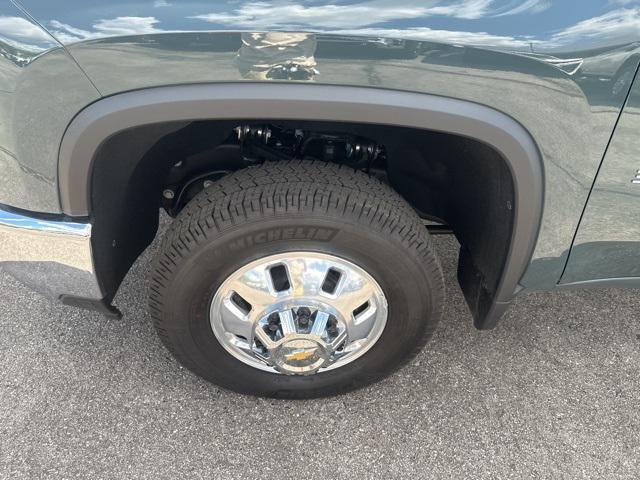 new 2025 Chevrolet Silverado 3500 car, priced at $68,035
