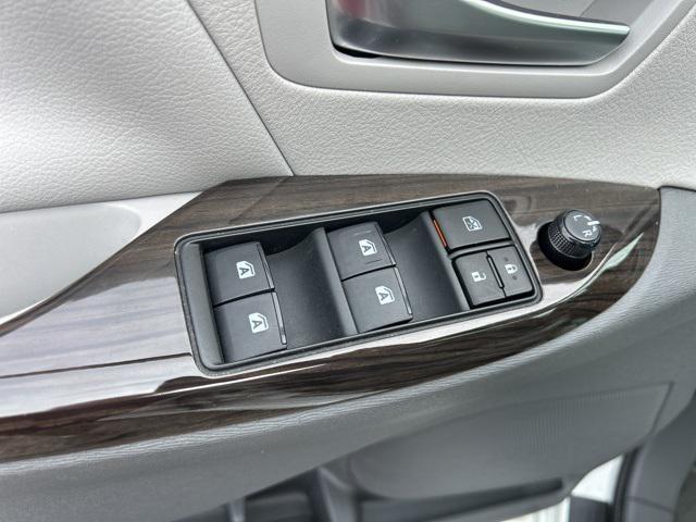 used 2020 Toyota Sienna car, priced at $32,981