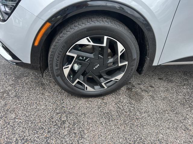 used 2025 Kia Sportage car, priced at $31,992