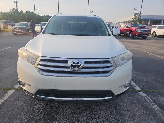 used 2013 Toyota Highlander car, priced at $10,491