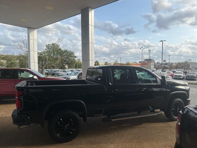 new 2025 Chevrolet Silverado 1500 car, priced at $61,655