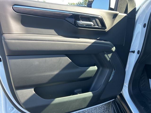 new 2026 Chevrolet Suburban car, priced at $65,587