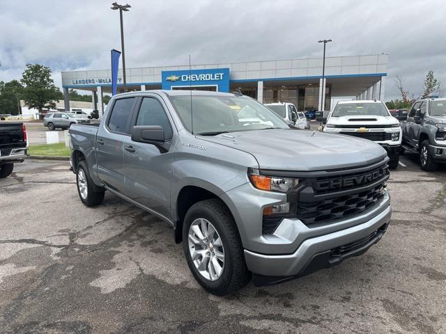 new 2025 Chevrolet Silverado 1500 car, priced at $39,044