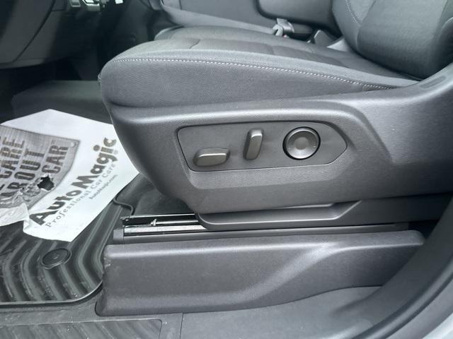 new 2025 Chevrolet Silverado 1500 car, priced at $39,044