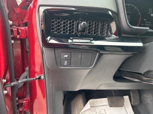 used 2025 Honda CR-V car, priced at $31,491