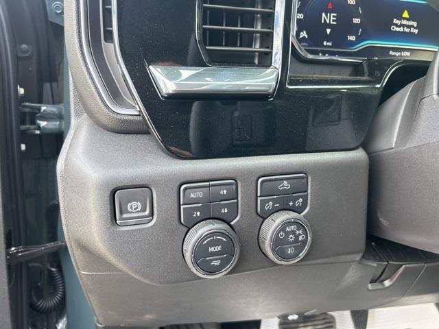 new 2025 Chevrolet Silverado 1500 car, priced at $73,264