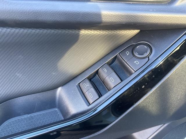 new 2026 Chevrolet Equinox car, priced at $30,135