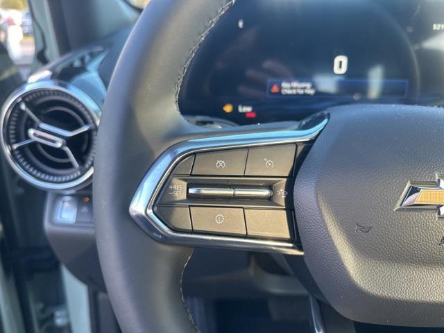 new 2026 Chevrolet Equinox car, priced at $30,135