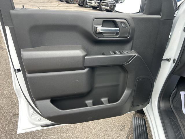 new 2025 Chevrolet Silverado 1500 car, priced at $38,195