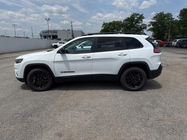 used 2023 Jeep Cherokee car, priced at $24,731
