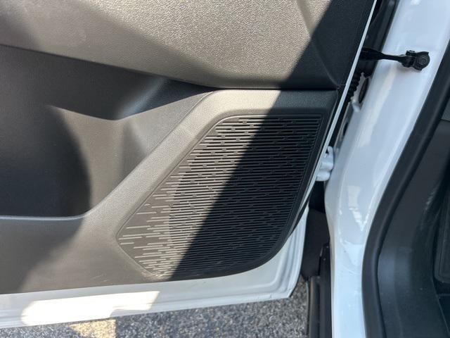 new 2026 Chevrolet Equinox car, priced at $27,435