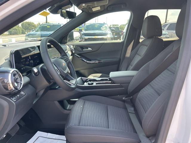 new 2026 Chevrolet Equinox car, priced at $27,435