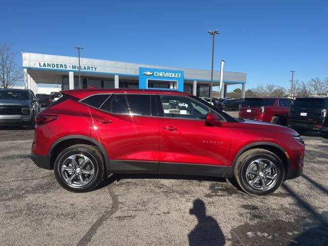 new 2025 Chevrolet Blazer car, priced at $32,290