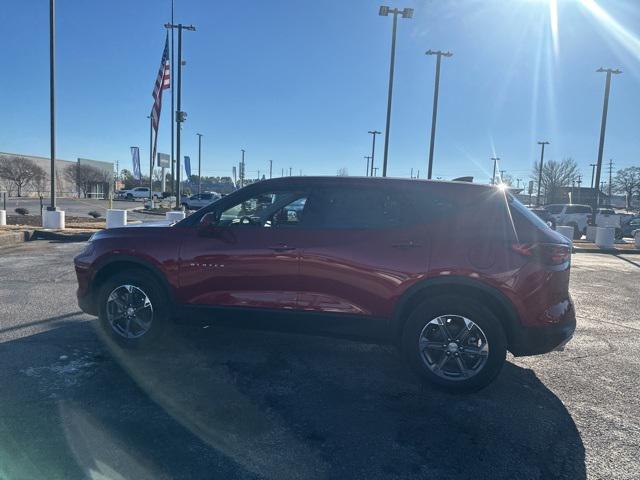 new 2025 Chevrolet Blazer car, priced at $32,290