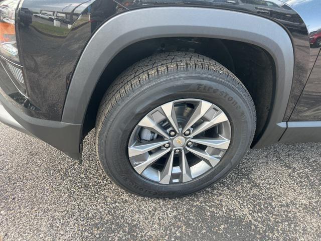 new 2025 Chevrolet Equinox car, priced at $30,444