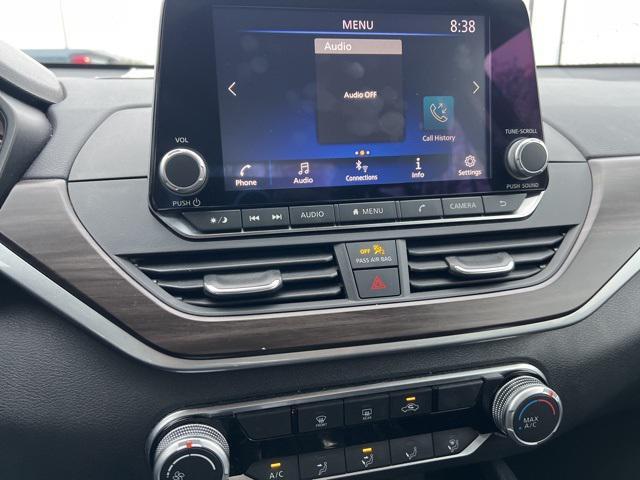 used 2024 Nissan Altima car, priced at $20,894