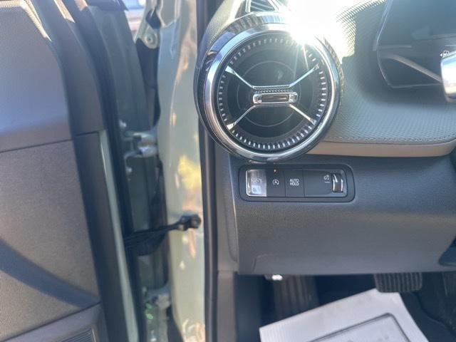 new 2026 Chevrolet Equinox car, priced at $33,329