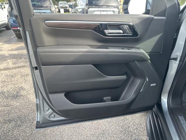 new 2026 Chevrolet Suburban car, priced at $85,271