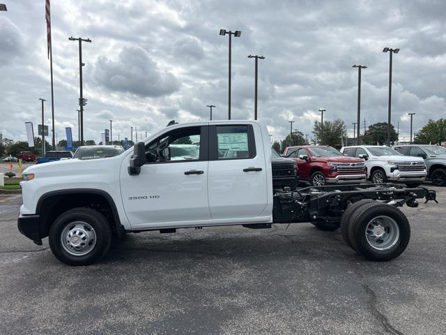 new 2025 Chevrolet Silverado 3500 car, priced at $47,240