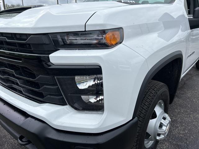 new 2025 Chevrolet Silverado 3500 car, priced at $47,240