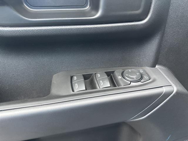 new 2025 Chevrolet Silverado 1500 car, priced at $42,145